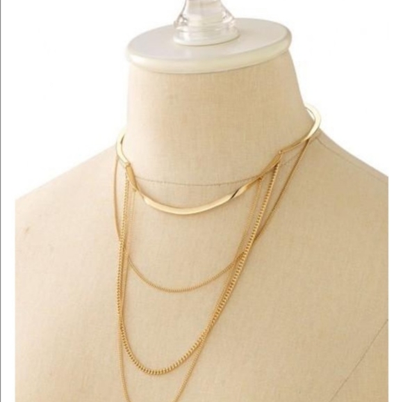 Stella & Dot - Drape Collar Necklace Gold - display piece - Picture 6 of 8